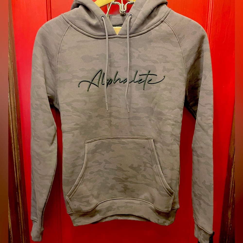 NWT alphalete purple camo hoodie sweatshirt